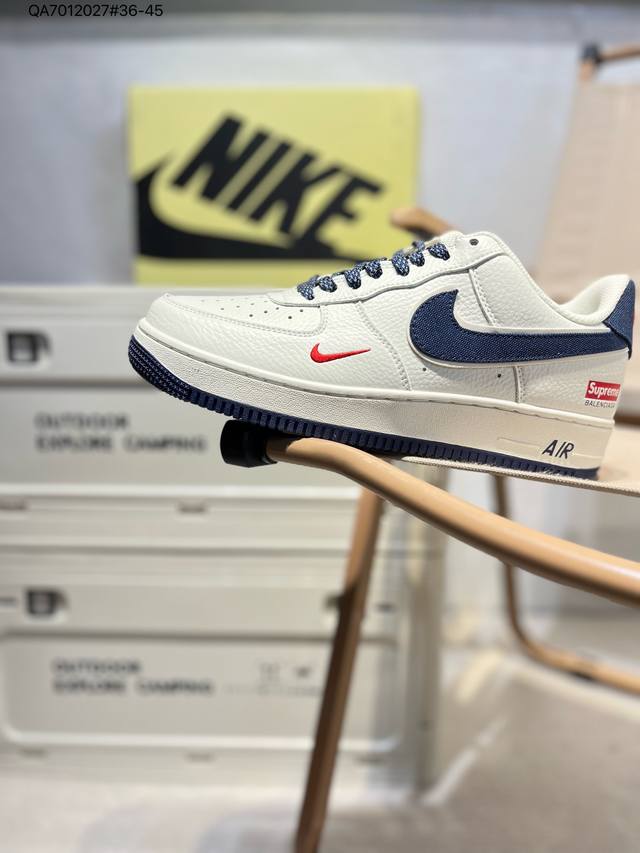 Supreme X 耐克 Nike Air Force 1 '07空军一号 百搭休闲运动板鞋。柔软、弹性十足的缓震性能和出色的中底设计，横跨复古与现代的外型结合
