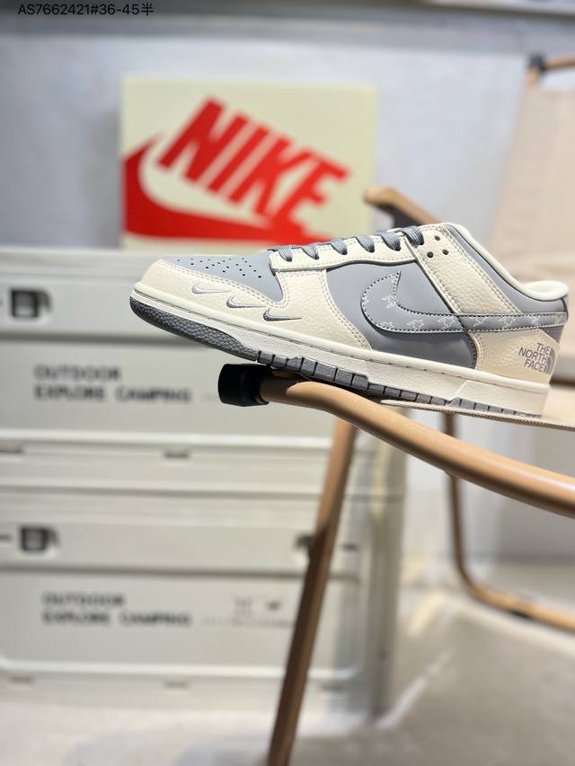 Nk Dunk Low Cdg联名 三方联名 Sb低帮休闲板鞋 #美国著名户外品牌与日本东京设计师川久保玲Cdg联合打造街头滑板鞋，有北面雪山简约的风格，还有C