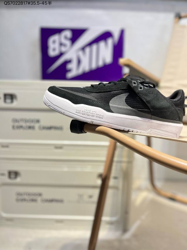 Nike Sb Day One新一代滑板鞋 鞋面设有织布物料以提升透气性 耐用的麂皮外接片让你一穿即走，尽情享受踏板和翻板的乐趣Fn4210 Qs7022817