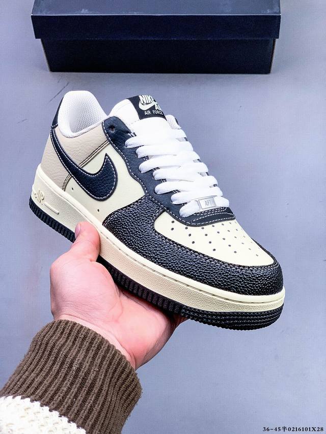 真标半码！耐克Nike Air Force 1 Low 空军一号低帮经典百搭休闲板鞋 0216101X28