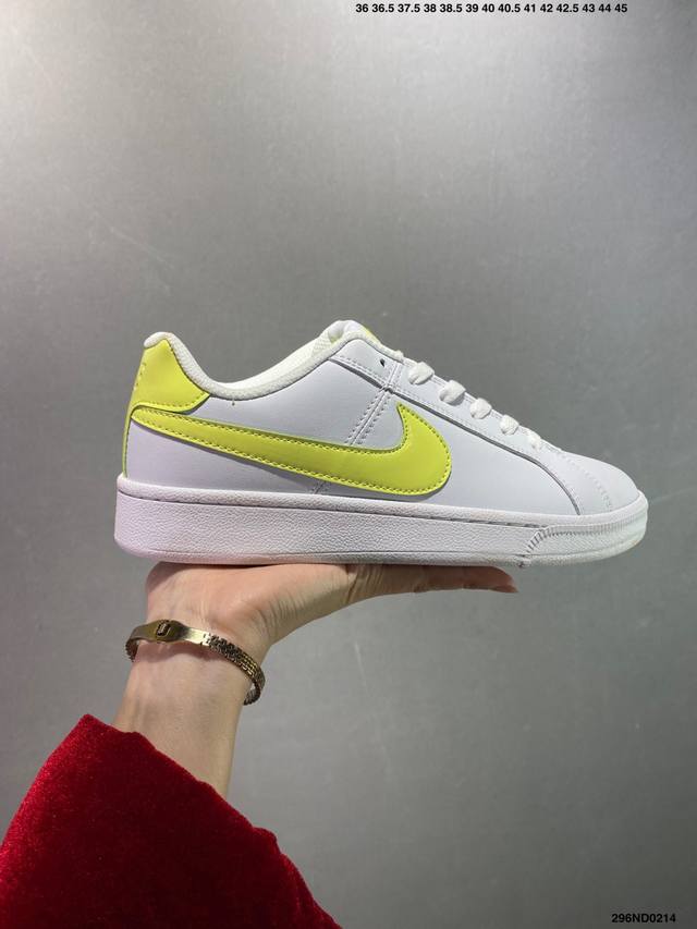 耐克 Nike 男女鞋秋季Court Royale Ac运动鞋休闲鞋板鞋 百搭小白鞋，焕新演绎元年款设计，塑就复古网球风范。鞋款承袭简洁线条、经典系带系统和醒目