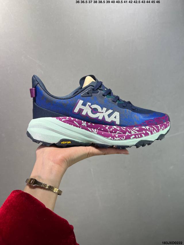 公司级Hoka One One Speedgoat 6 户外越野跑步鞋 飞速羚羊6系列 新一代工程网纱鞋面 在确保鞋面稳定性的同时减少了固定胶条的使用 鞋面更轻