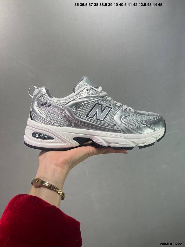 New Balance 530 复古跑鞋 小红书爆款 官网售罄 这双鞋确实是Nb家经典复古款式之一，以全新科技诠释，成功打造530鞋款，鞋面在保持530基本线条