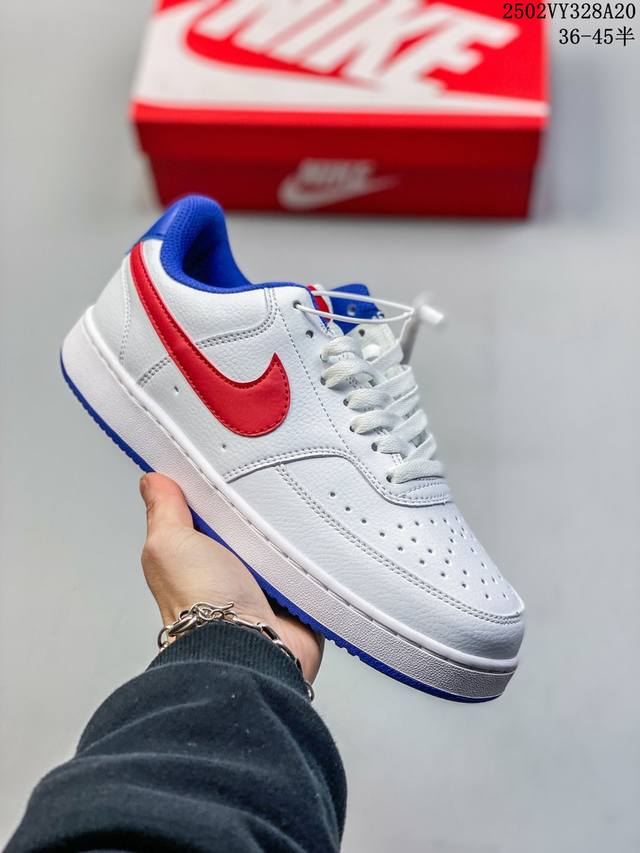 公司级Nike Court Vision Low 白黑 受1980年代中期趋势的启发，Nikecourt Vision Low是一款融合了复古篮球风格的混合运动