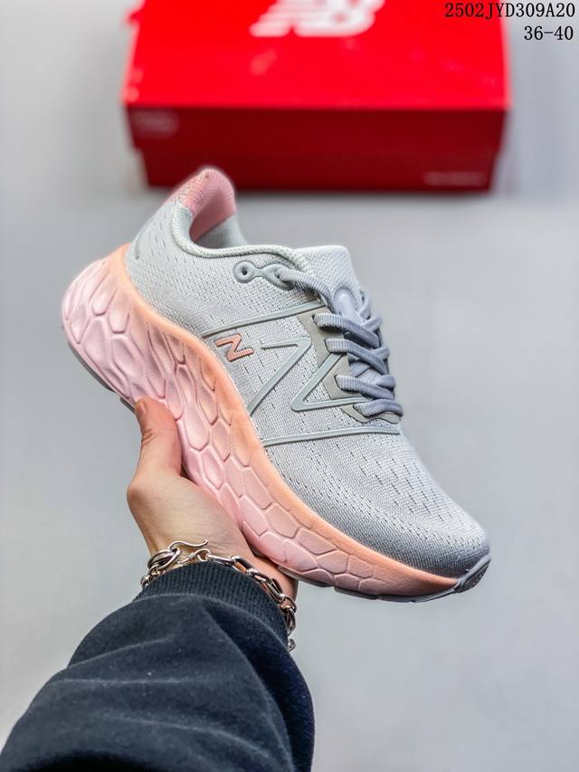 公司级 新百伦 [New Balance] Fresh Form 老爹鞋 男女士运动鞋 厚底增高跑鞋。这款跑鞋不仅有着以大数据为基础的Fresh Foam虎蜂大