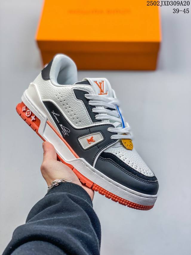 全新Lv路易威登Louis Vuitton Trail Sneaker Low休闲运动文化百搭篮球板鞋 致Tpr光泽鞋底#耐弯折滴塑支持片#鞋垫嵌入超软脚感乳胶
