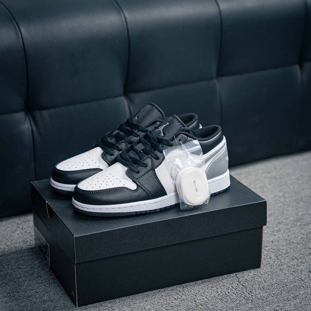 核心私 Air Jordan 1 乔丹篮球鞋男女运动鞋潮流板鞋 货号：553560 131 尺码：36 37 37.5 38 38.5 39 40 40.5 4