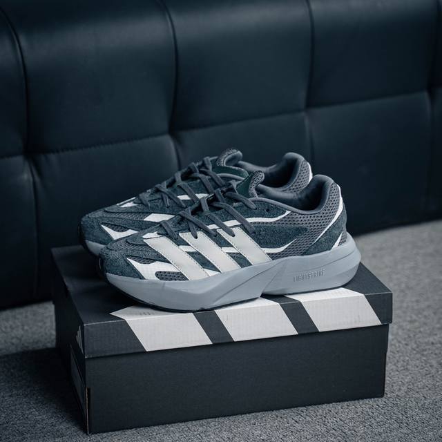 核心私 Adidas Lightblaze 阿迪透气跑步鞋 货号：Jq9972 尺码：40 40.5 41 42 42.5 43 44 45