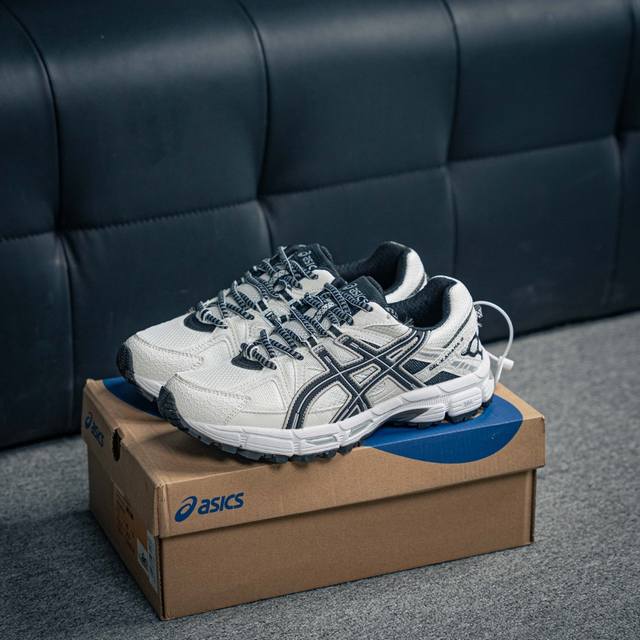 核心私 Asics Gel-Kahana 8舒适户外织物合成革 低帮 短跑跑步鞋，采用了Gel缓震胶科技，能有效吸收地面冲击力，缓震效果出色;中底的Speva弹