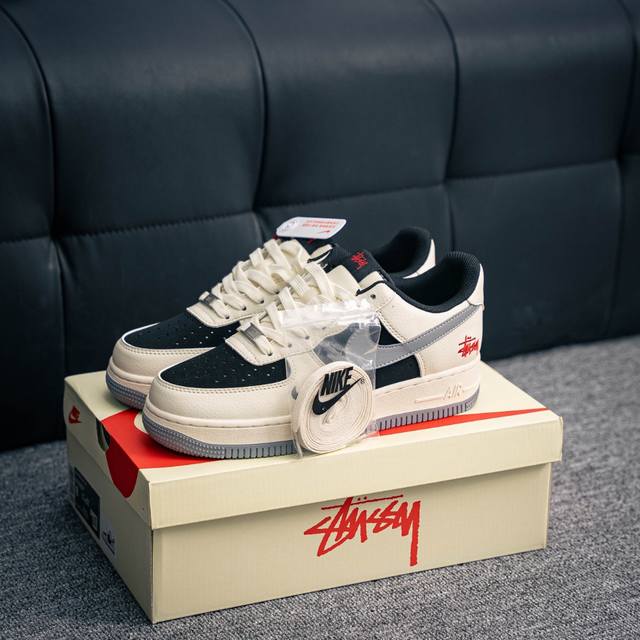 核心私 Air Force 1 原装级别 原楦头原纸板 打造纯正空军版型专注外贸渠道 全掌内置蜂窝气垫 原盒配件 原厂中底钢印、拉帮完美 货号：Xz6188 7