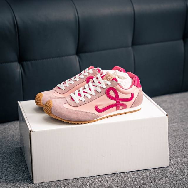 核心私 市售顶级 任意细节不惧对比 罗意威 Loewe 2025 Ballet Runner 2.0 早春新款爆款芭蕾舞鞋 不对称鞋头造型 外贸出口订单 广东原