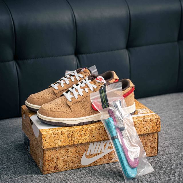 N版 核心私 Nike Dunk 全套原楦原模倾力打造完美版型 独家原厂航空铝磨具打磨大底 鞋头坡度极致还原 无解鞋型 原盒原配 圈内天花板工艺 原厂冲刀 超高