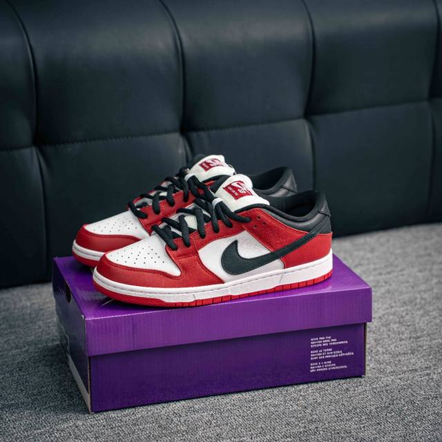N版 核心私 Nike Dunk 全套原楦原模倾力打造完美版型 独家原厂航空铝磨具打磨大底 鞋头坡度极致还原 无解鞋型 原盒原配 圈内天花板工艺 原厂冲刀 超高