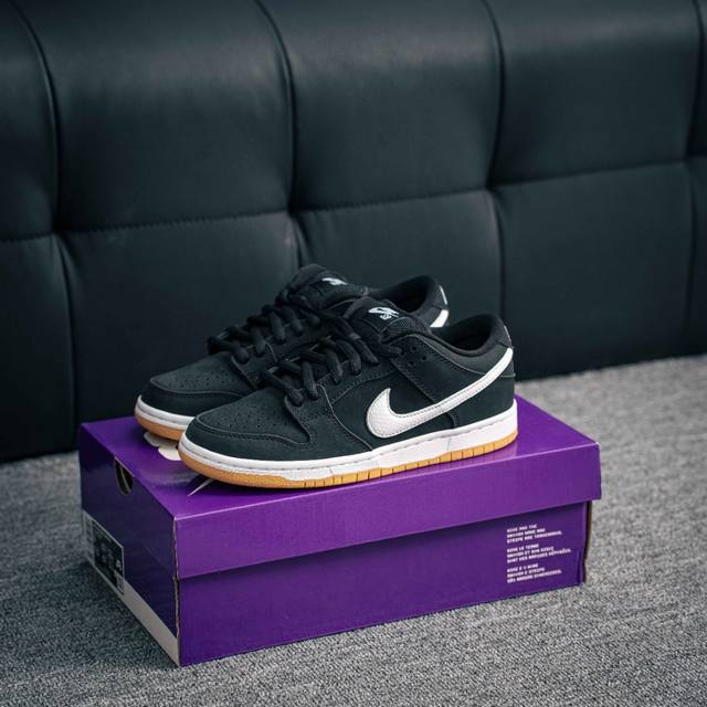 N版 核心私 Nike Dunk 全套原楦原模倾力打造完美版型 独家原厂航空铝磨具打磨大底 鞋头坡度极致还原 无解鞋型 原盒原配 圈内天花板工艺 原厂冲刀 超高
