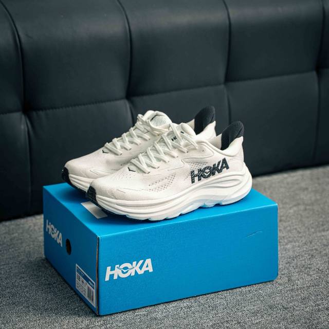 核心私 美国新兴跑鞋品牌Hoka One One Mafate Speed 2 Low 玛法特2代系列低帮轻量户外越野休闲运动慢跑鞋。 货号：1162031 尺