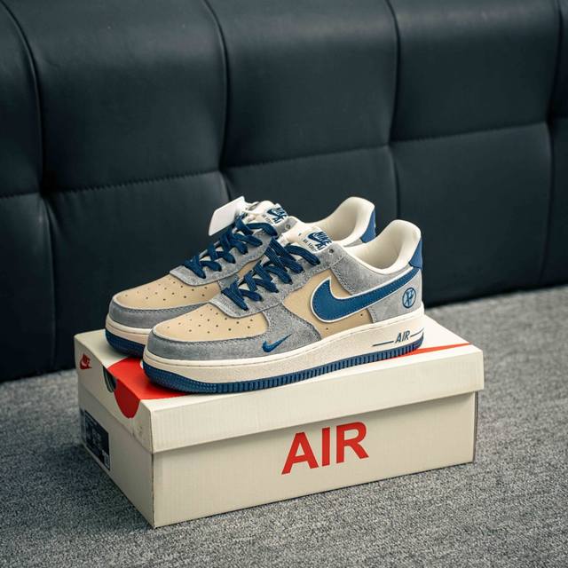核心私 Air Force 1 原装级别 原楦头原纸板 打造纯正空军版型专注外贸渠道 全掌内置蜂窝气垫 原盒配件 原厂中底钢印、拉帮完美 货号：Kk1988 0