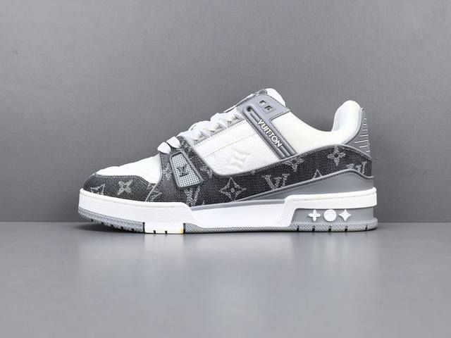 渠道优势 ！ 广州版 驴牌 Lv Trainer 情侣限定系列 休闲 低帮 时尚板鞋 尺码 35 36 37 38 39 40 41 42 43 44 45 男